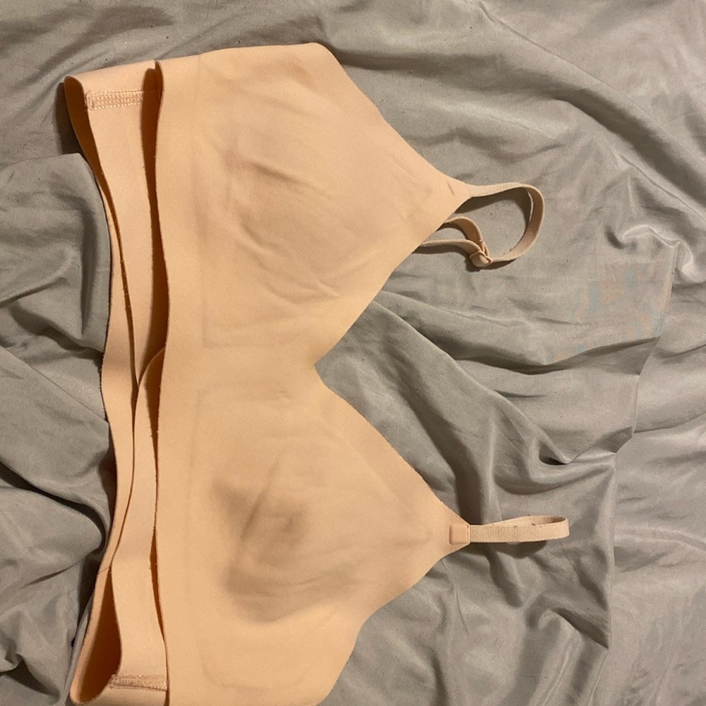 LULULEMON Happy Warrior Seamless Bra A/B Molded Cups Pink Ballet Slipper